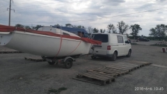 Через линию соприкосновения намеревались перевезти дорогостоящую яхту (фото)