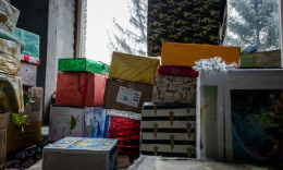 Одесские школьники передали в зону ООС новогодние подарки