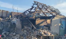 В селе Староварваровка из-под завалов деблокировали тело погибшего мужчины