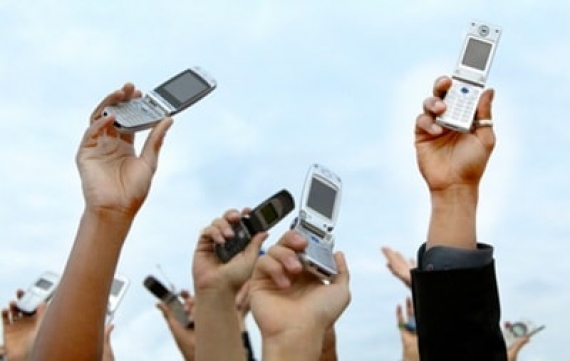 Стоит ли ждать жителям ОРДЛО возращения мобильной связи?