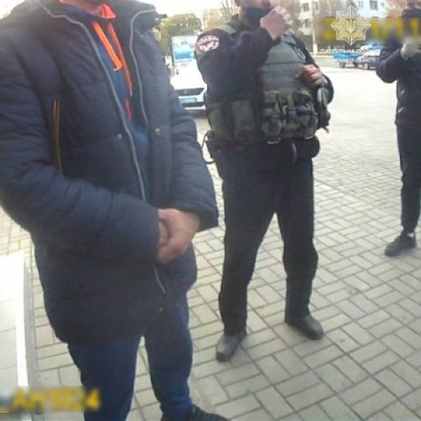 Водитель и его пассажир за один час совершили несколько правонарушений