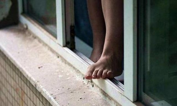 Жительница Мариуполя покончила с собой