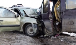 В «ДНР» в ходе масштабной аварии погибли 4 человека, 2 – пострадали (фото)