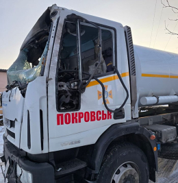 Террористы намеренно ударили дроном по спасателям, везущим людям воду