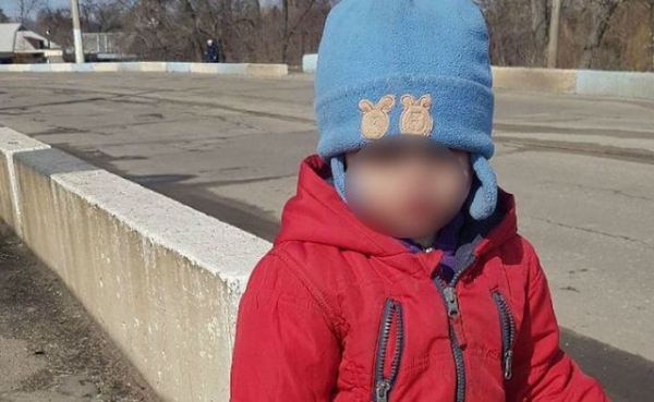 Жительница Дружковки спасла мальчика, который ползал вдоль трамвайной колеи