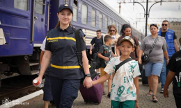 В Мукачево прибыл эвакуационный поезд из Донецкой области