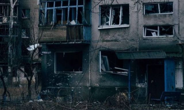 Авдеевка превратилась в город-призрак, в котором все еще живут дети