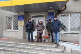 Горняки Покровска уже месяц бастуют под стенами горадминистрации