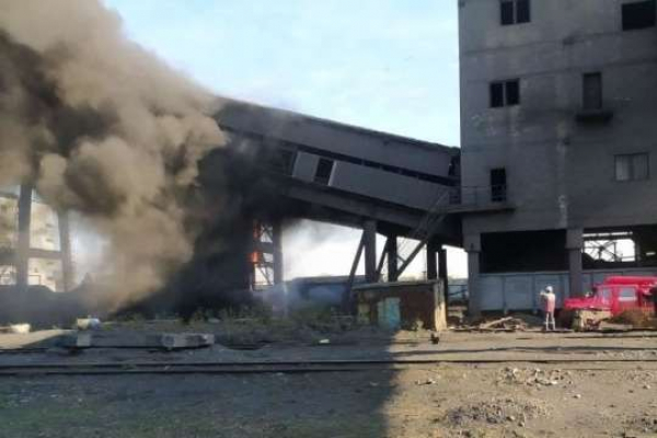 На коксохимическом заводе в Авдеевке произошел пожар