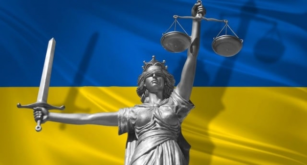 Двое бывших спасателей обвиняются в государственной измене