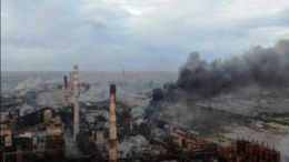 Оккупанты уничтожили на территории «Азовстали» авиабомбу и лишили света жителей Мариуполя