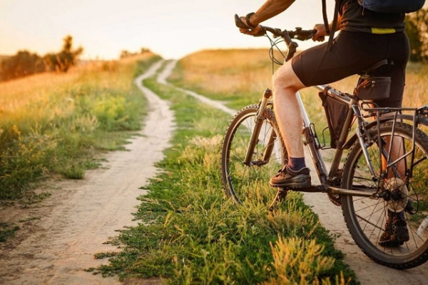 Какие существуют правила безопасности при езде на велосипеде?