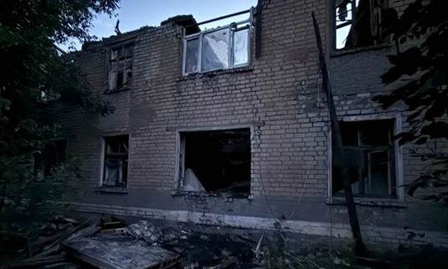 В поселке Новодонецком вражеский дрон убил отца с дочерью в их собственном доме