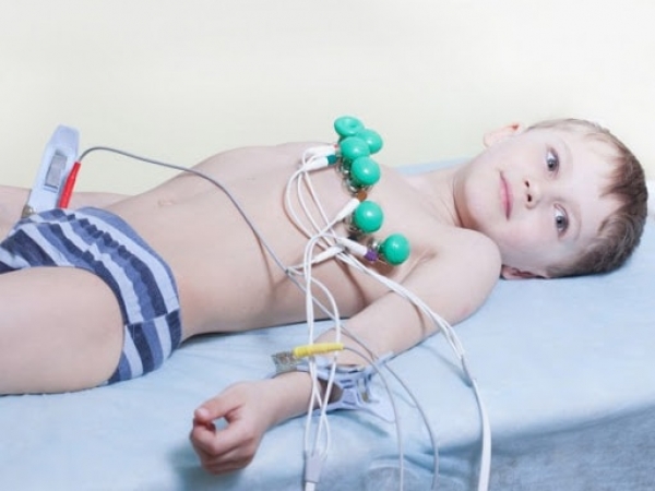 В Донецкой области приобрели новое оборудование для кардиологической помощи детям