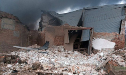 Обстрел Краматорска – пострадало предприятие по производству пластиковых изделий