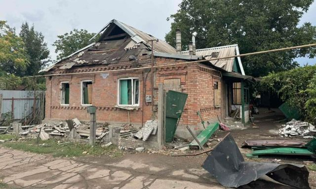 Во время вражеских обстрелов погиб один человек, несколько получили ранения