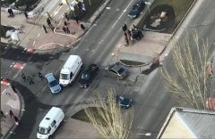 На оживленном перекрестке Донецка произошло очередное ДТП с участием «неотложки» (фото)