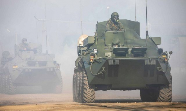 Россияне перебрасывают технику и топливо в сторону Бердянска