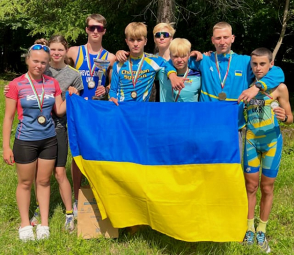 Триатлеты из Славянска отличились на турнире в Болгарии