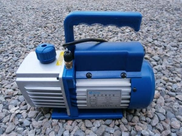 Вакуумный насос для откачки воздуха: виды, обзор, применение