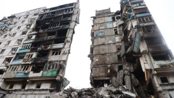 В Мариуполе разрушено свыше 50-ти тыс. квартир мирных жителей
