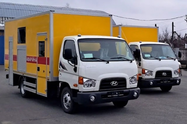 Энергетики Донетчины получили передвижные аварийно-ремонтные мастерские