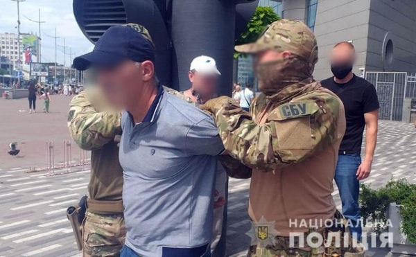 В Киеве задержан иностранец, пытавшийся отправить двух жительниц Мариуполя в секс-рабство