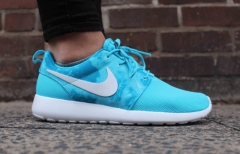 Женские кроссовки в магазине brooklynstore.com.ua