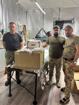 Фронтовые медики на Донетчине получили «операционные в рюкзаке»