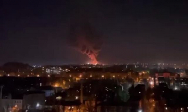 Ночью в Донецке взорвали эшелон с горючим