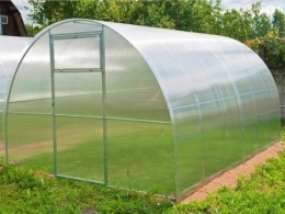 Красный Крест обеспечивает теплицами жителей прифронтовых районов