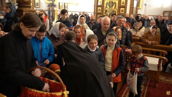 В Святогорской лавре нарушили карантин по коронавирусу