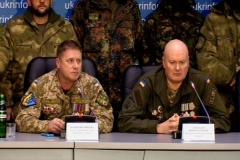 Ветераны АТО пообещали блокировать «ЛДНР»