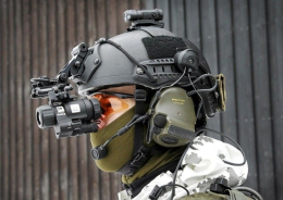 Шлем с наушниками: современное решение для защиты и связи