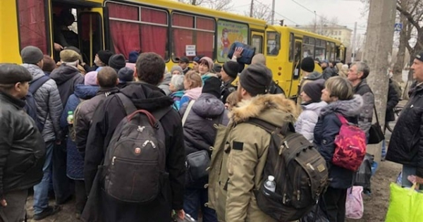 Продолжается эвакуация мирных жителей из Курахово