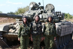 Сеть насмешил набор девушек ОРДО в «танковый взвод» «ДНР»