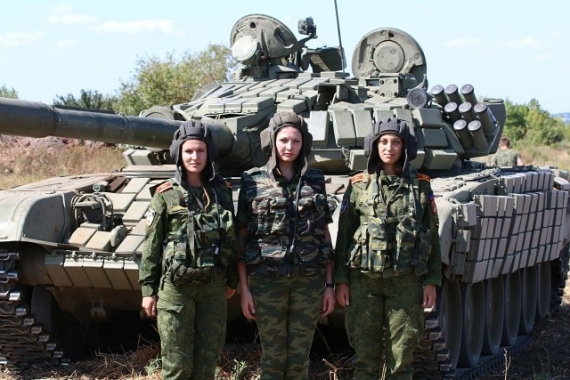 Сеть насмешил набор девушек ОРДО в «танковый взвод» «ДНР»