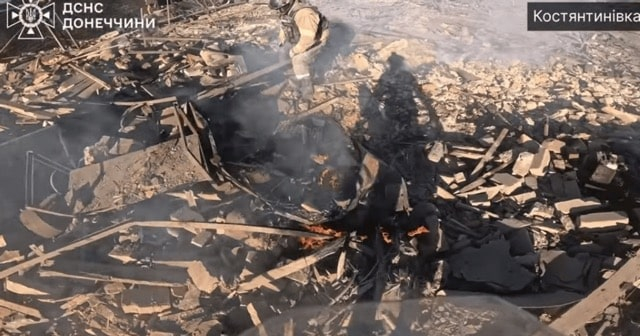 При разборе завалов дома в Константиновке найдены тела погибших жителей