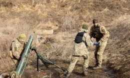 Возле г. Часов Яр продолжаются ожесточенные бои