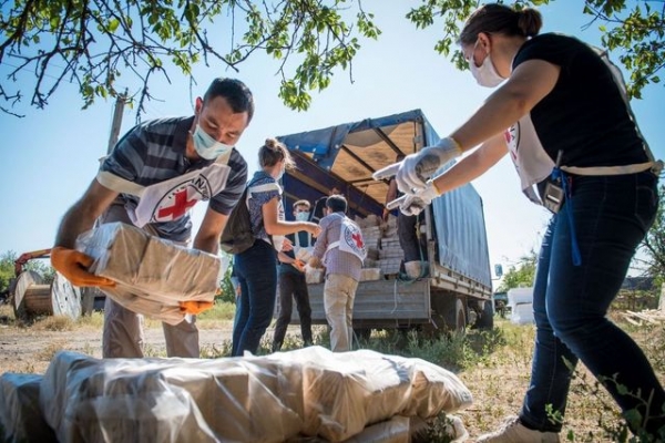 МККК доставит в прифронтовой Донбасс 780 тонн топливных брикетов