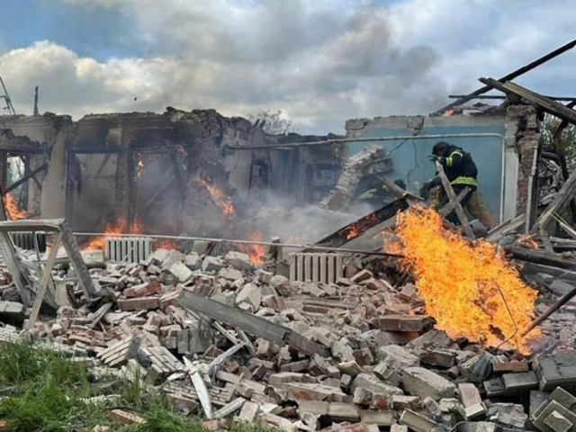 Террористы ежедневно сбрасываю авиабомбы на Константиновку