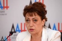 «В аэропорту Мариуполя действует концлагерь, где расстреливают и пытают людей», - пугает сторонница «ДНР» (видео)