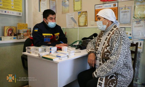 В селе Сопино побывали медики ГУ СЧС области – провели прием и привезли лекарства