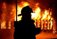 В Донецке более 4 часов горело административное здание