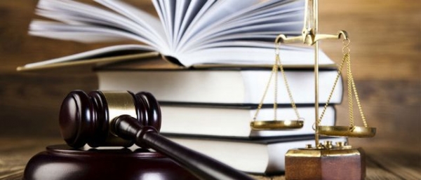 Чиновника-взяточника осудили на пять лет