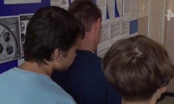 Оккупанты задержали в Мариуполе троих несовершеннолетних