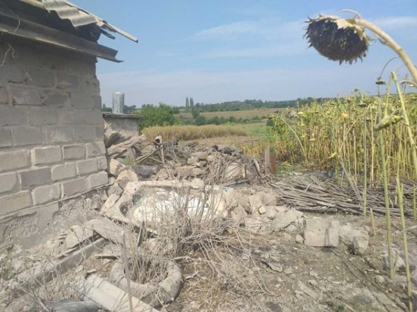 Обострение на фронте - оккупанты обстреливают поселки и села, есть жертвы