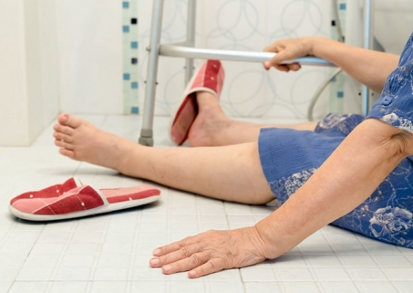 Реабилитация после перелома бедра у пожилых людей: как проходит, что нужно