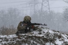 Безработные шахтеры идут в боевые подразделения сепаратистов