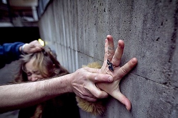 В оккупированном Снежном изнасиловали и жестко убили девушку